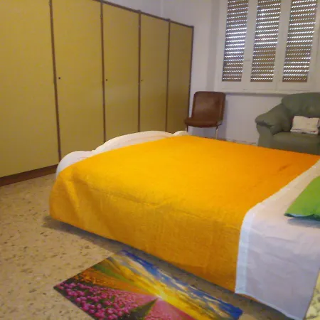 B&B 56 Euro A Notte Cagliari Exterior photo