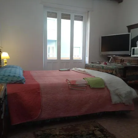 B&B 56 Euro A Notte Cagliari Exterior photo
